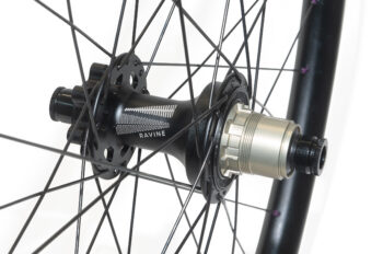 Ravine wheel with ebike hub